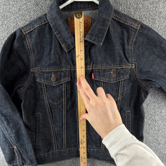 Levis Denim Jacket Boys Size Medium Blue Dark Wash Metal Buttons Classic Cotton - Picture 4 of 15